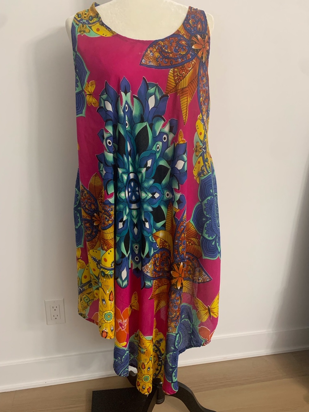 Vibrant Floral Medallion Sleeveless Dress - Fuchsia & Teal